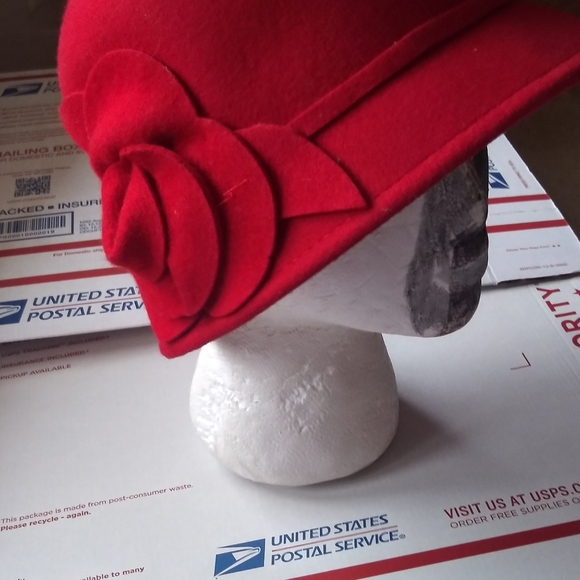 Sale50% off your purchase of $50 or more - Picture 13 of 16